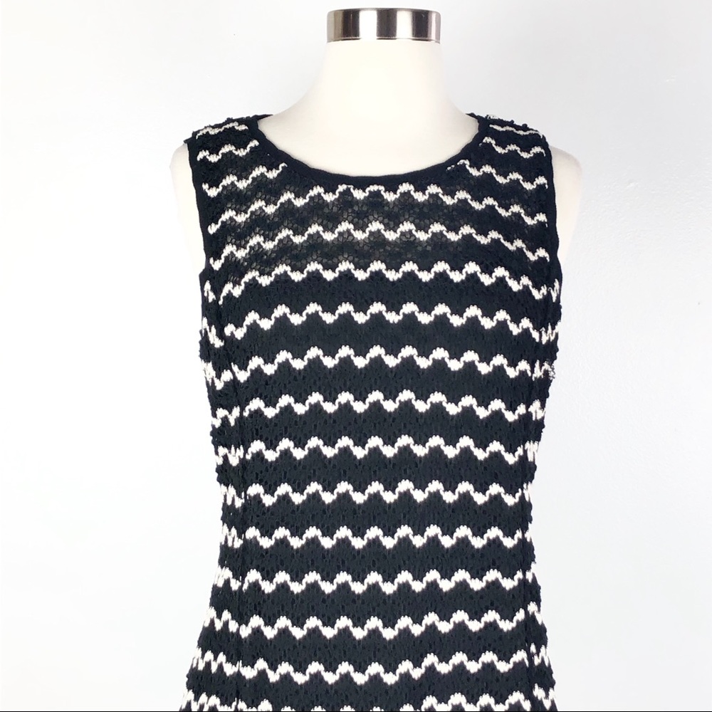KARL LAGERFELD fit flare dress black white crochet - Picture 2 of 8